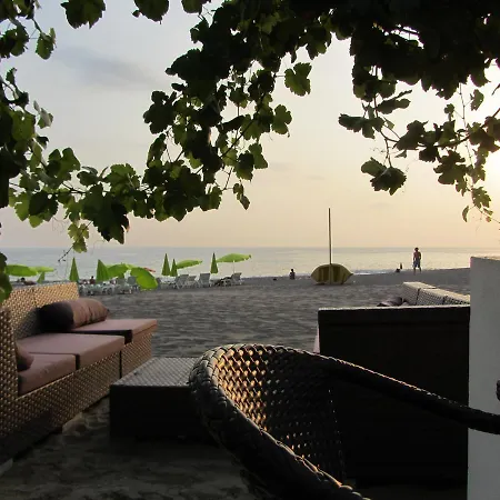 Bay Seaview Апартаменты *